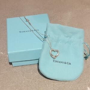 Tiffany & Co -Elsa Peretti Open Heart Pendant-With Silver Chain